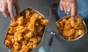 ¿Cómo preparar el «chicken popcorn» paso a paso?