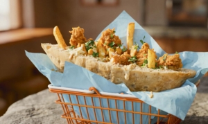 Kebab de pollo con patatas fritas Receta de kebab de pollo: ¿cómo incluir el kebab de pollo en la carta?